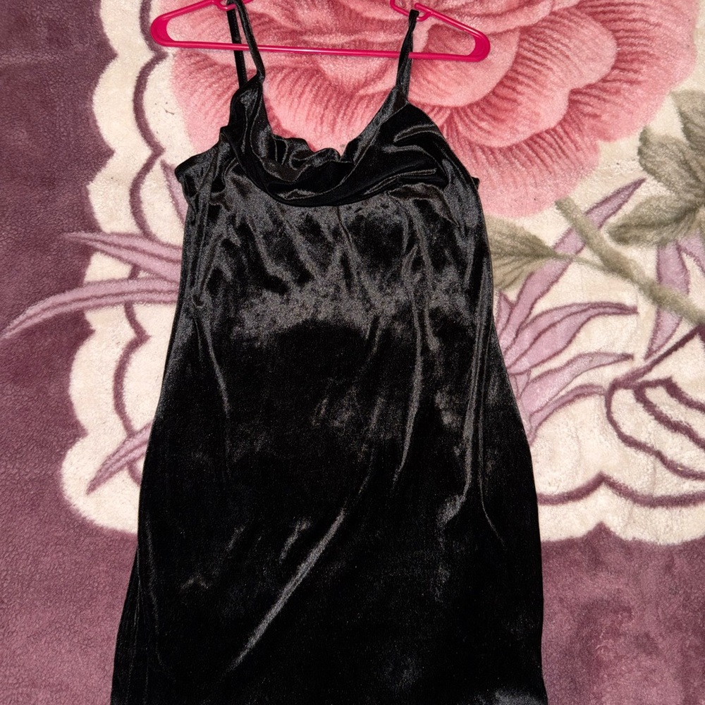 Elegant Black Velvet Dress